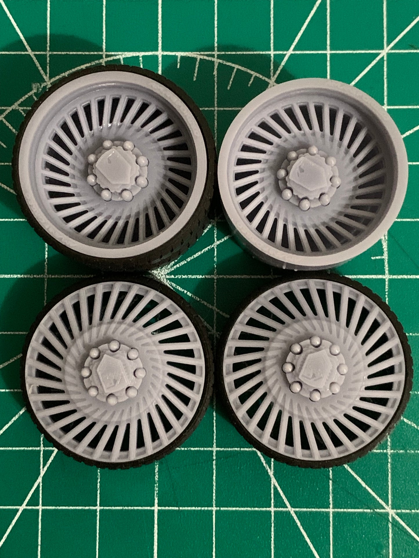 1/25 Scale - AMANI CHILE in 26"-32" (Multi-Piece) Dually Truck Rims