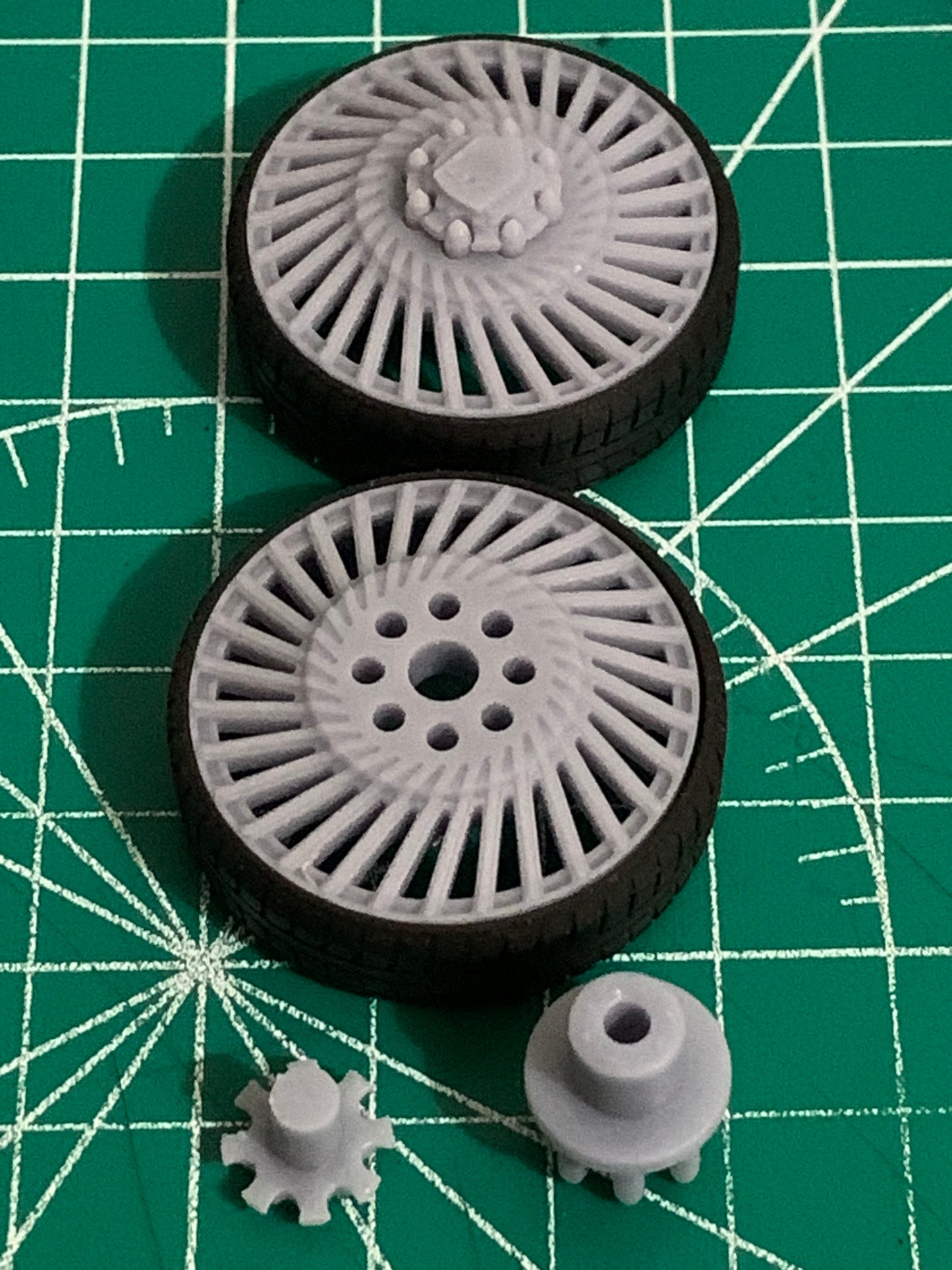 1/25 Scale - AMANI CHILE in 26"-32" (Multi-Piece) Dually Truck Rims
