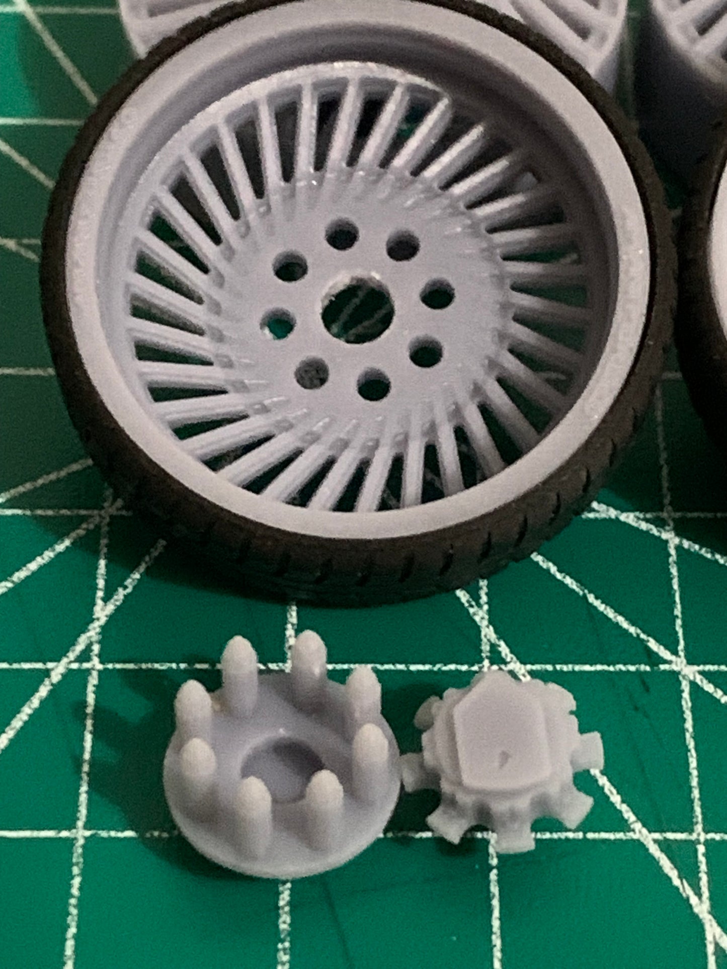 1/25 Scale - AMANI CHILE in 26"-32" (Multi-Piece) Dually Truck Rims