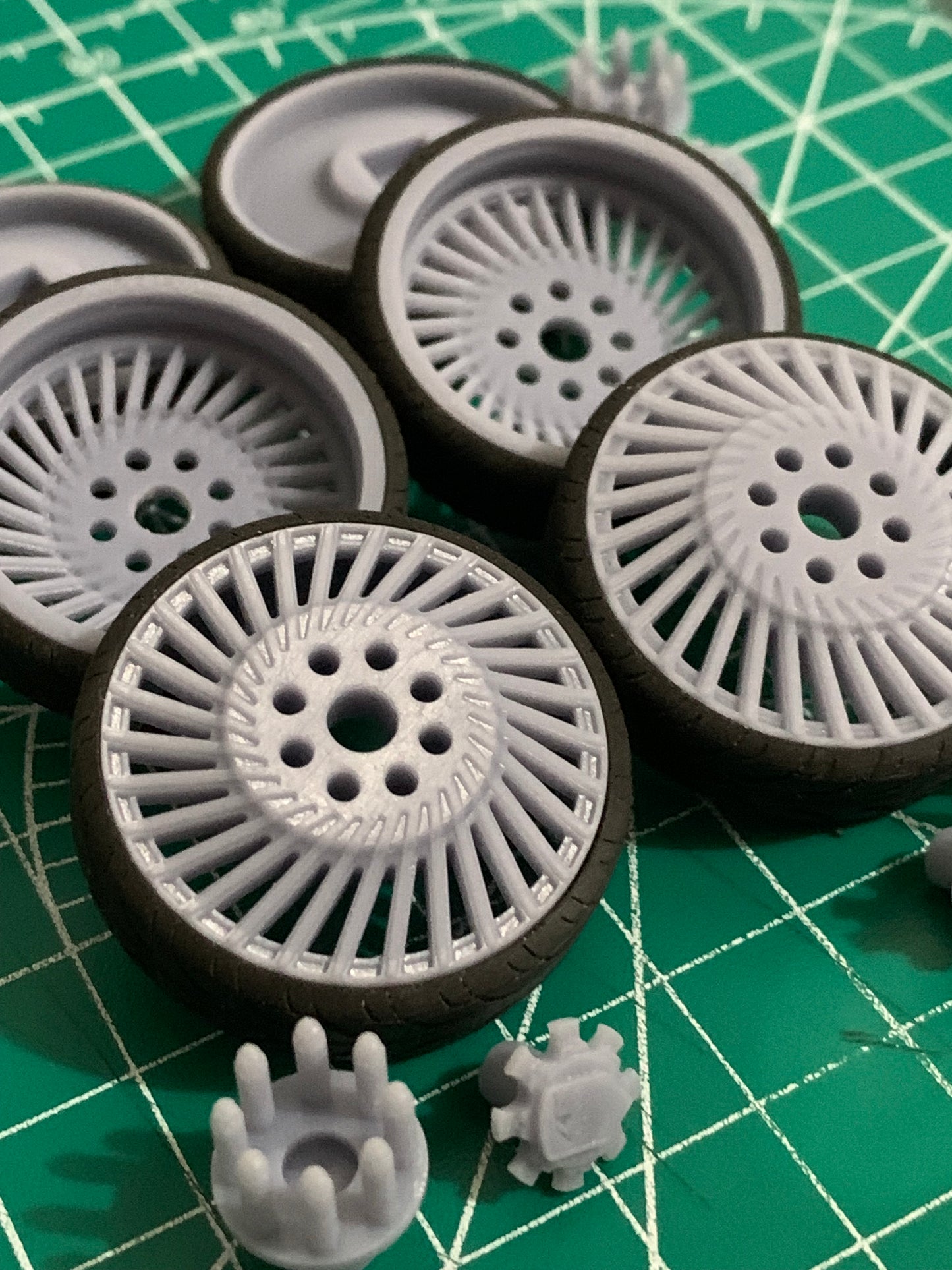 1/25 Scale - AMANI CHILE in 26"-32" (Multi-Piece) Dually Truck Rims