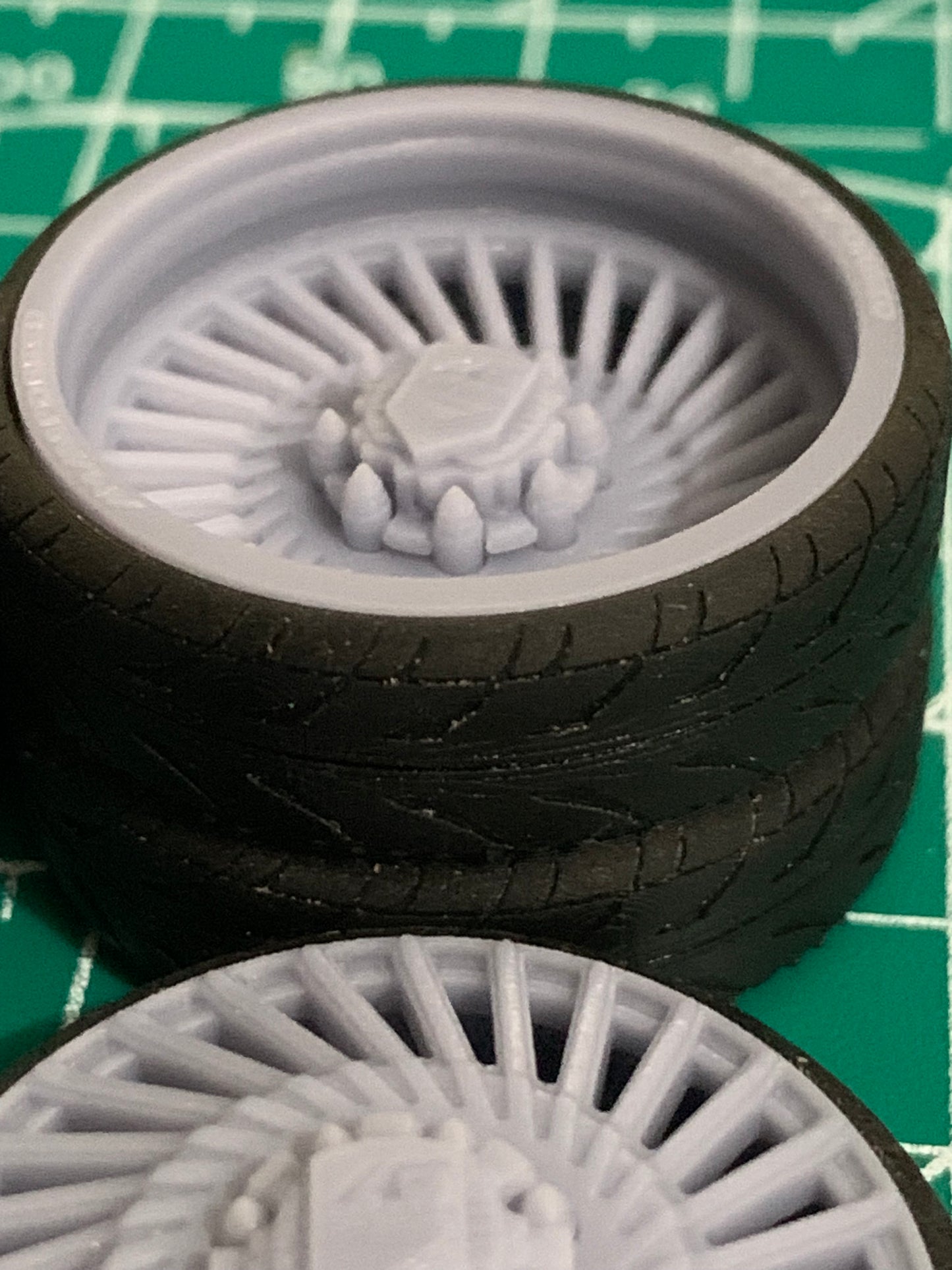 1/25 Scale - AMANI CHILE in 26"-32" (Multi-Piece) Dually Truck Rims