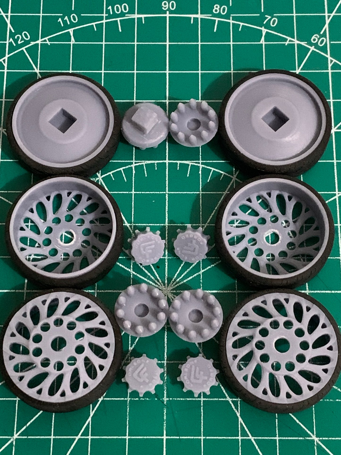 1/25 Scale - CORLEONE NERO in 26"-32" (Multi-Piece) Dually Truck Rims