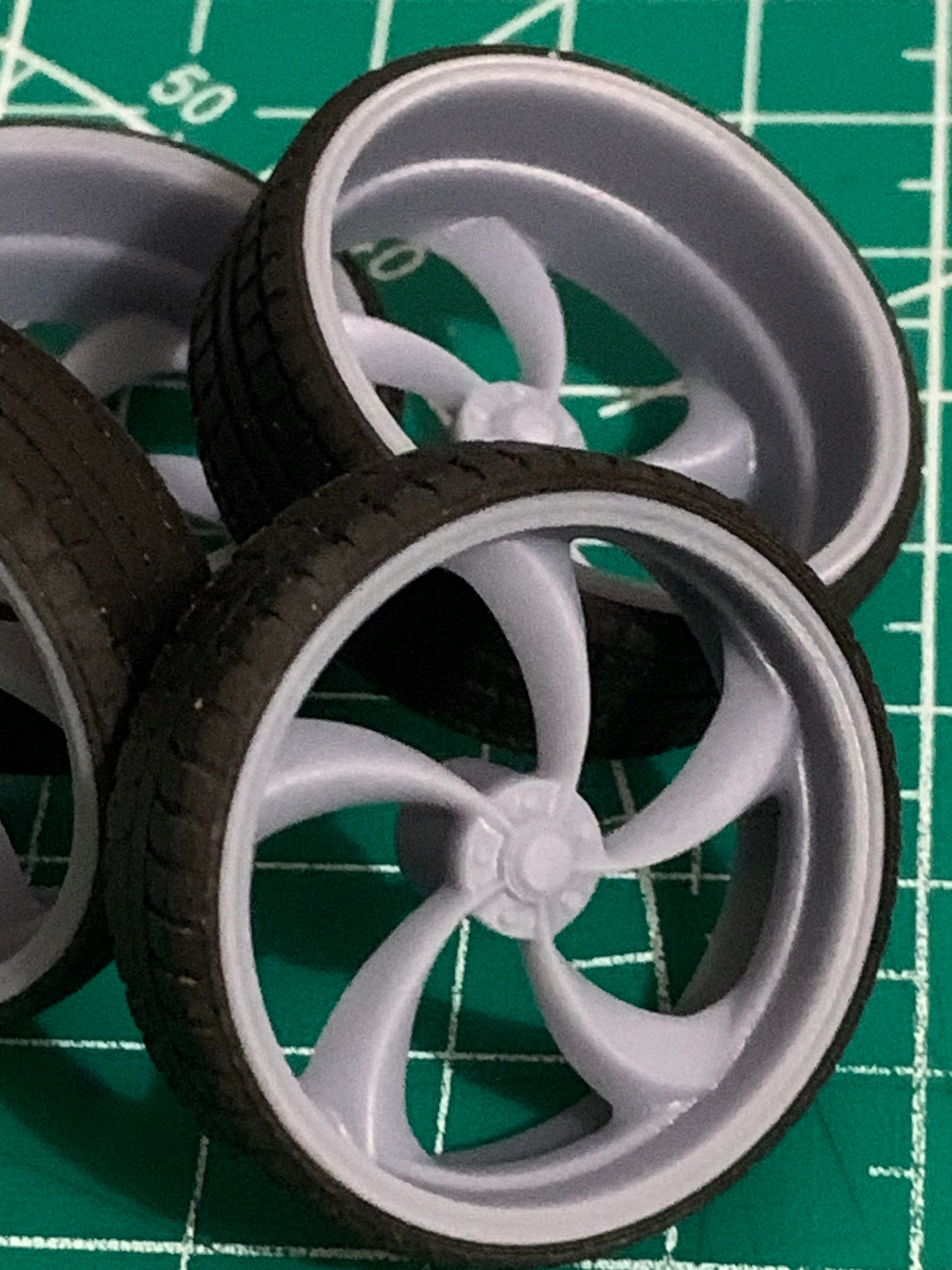 1/25 Scale - Billet Specialties SLC75 in 26"-30" Donk, Big Rims, Box Chevy, G-Body