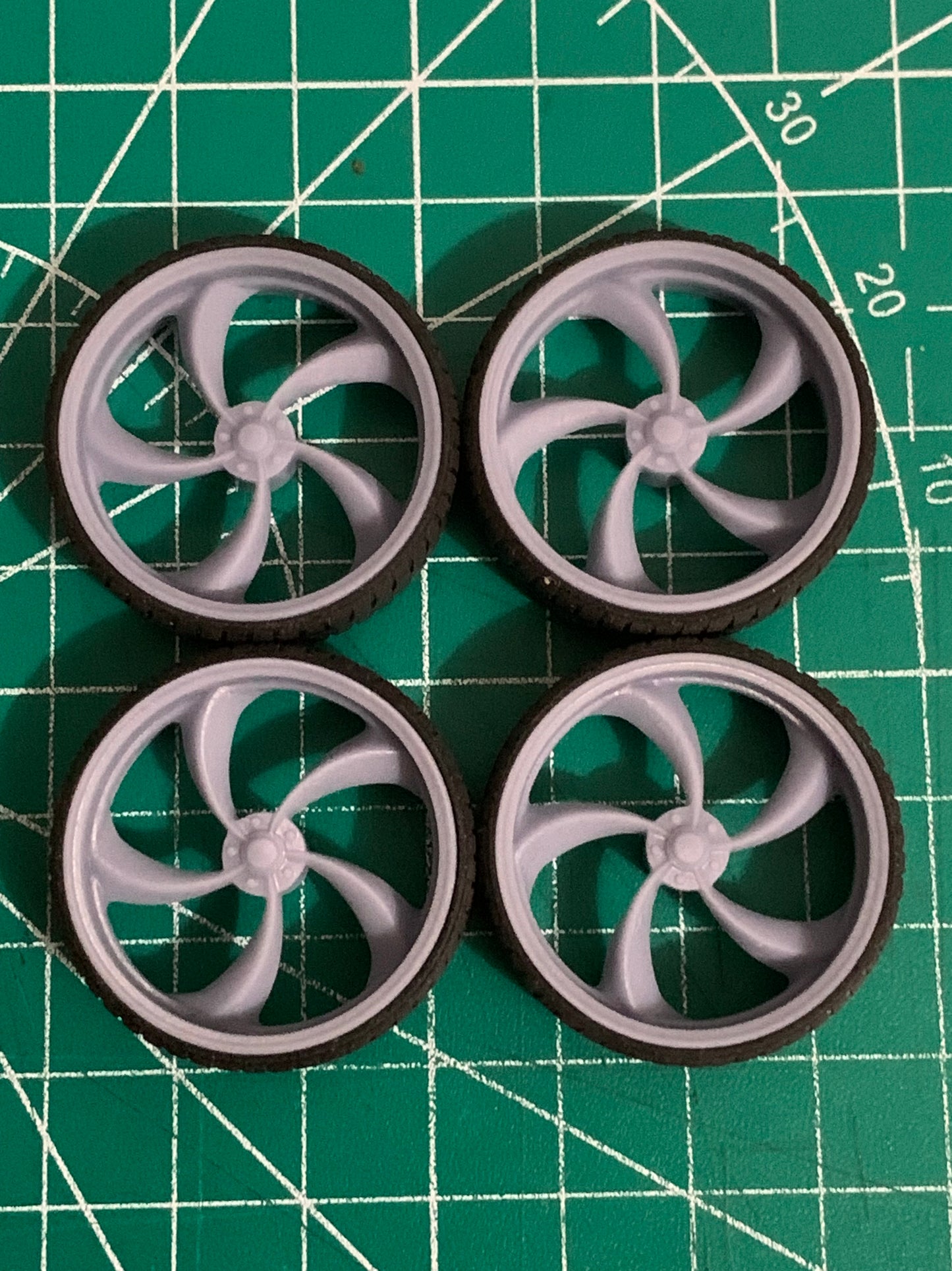1/25 Scale - Billet Specialties SLC75 in 26"-30" Donk, Big Rims, Box Chevy, G-Body