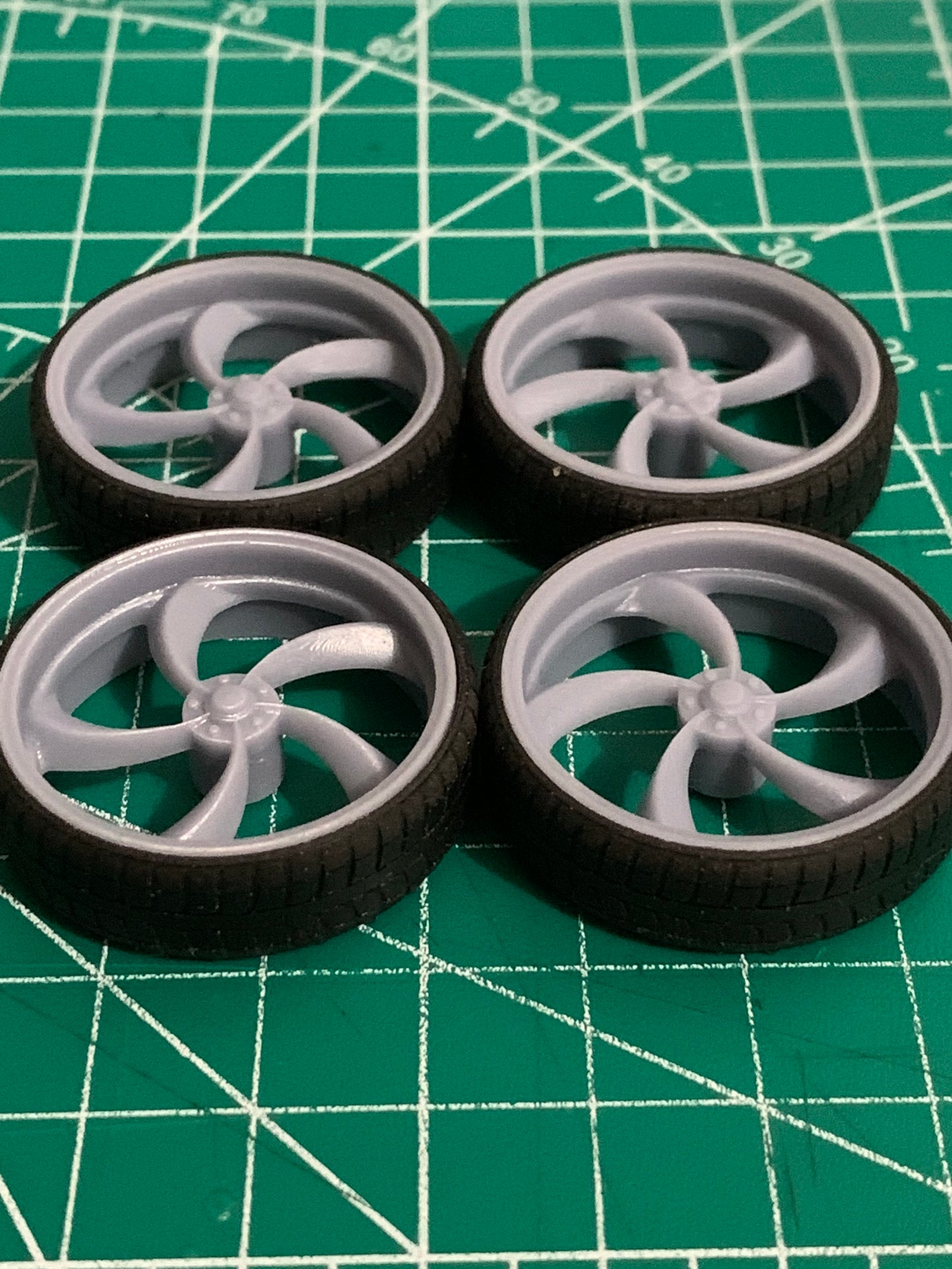 1/25 Scale - Billet Specialties SLC75 in 26"-30" Donk, Big Rims, Box Chevy, G-Body