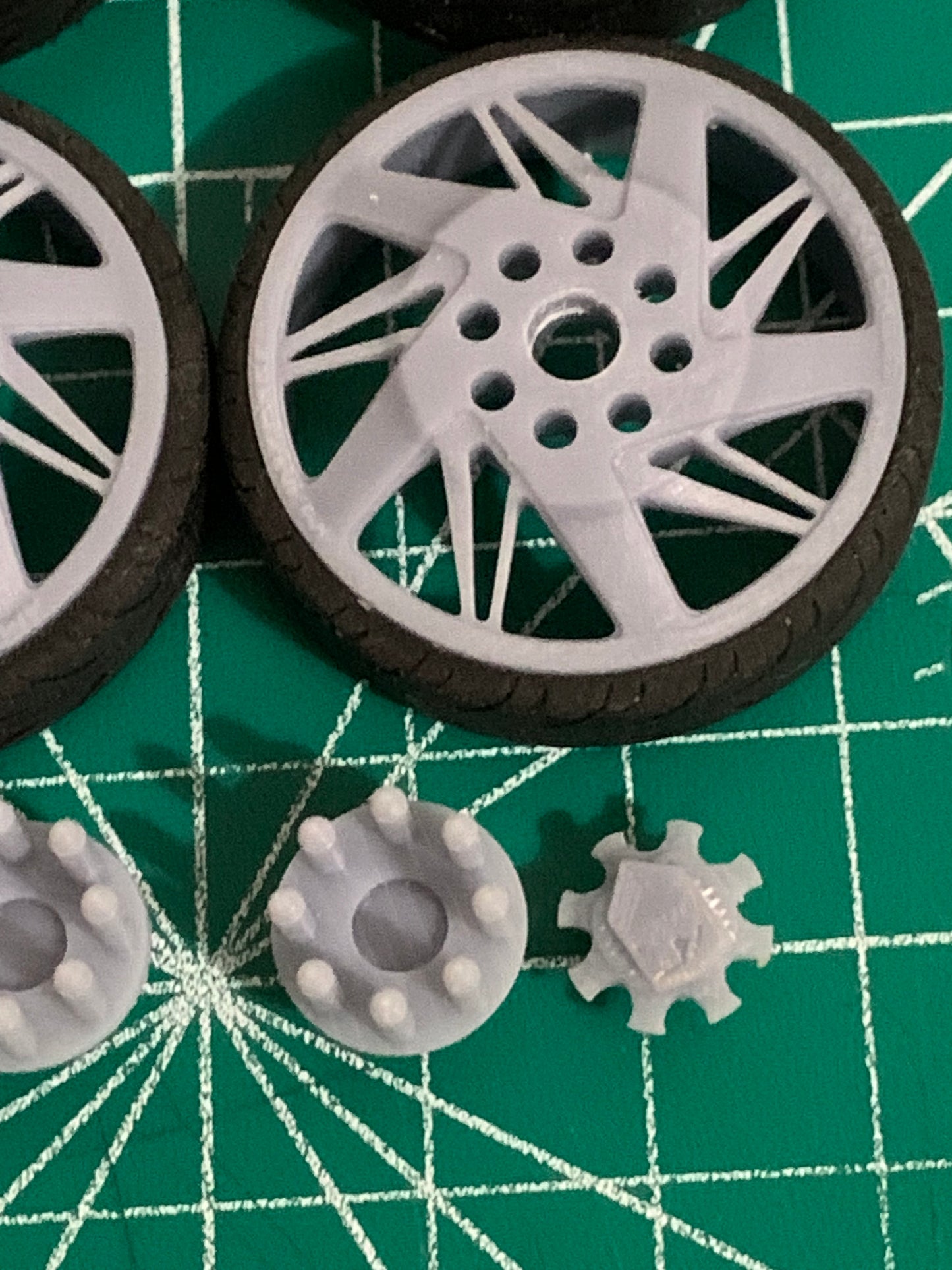 1/25 Scale - AMANI NAVA in 26"-32" (Multi-Piece) Dually Truck Rims