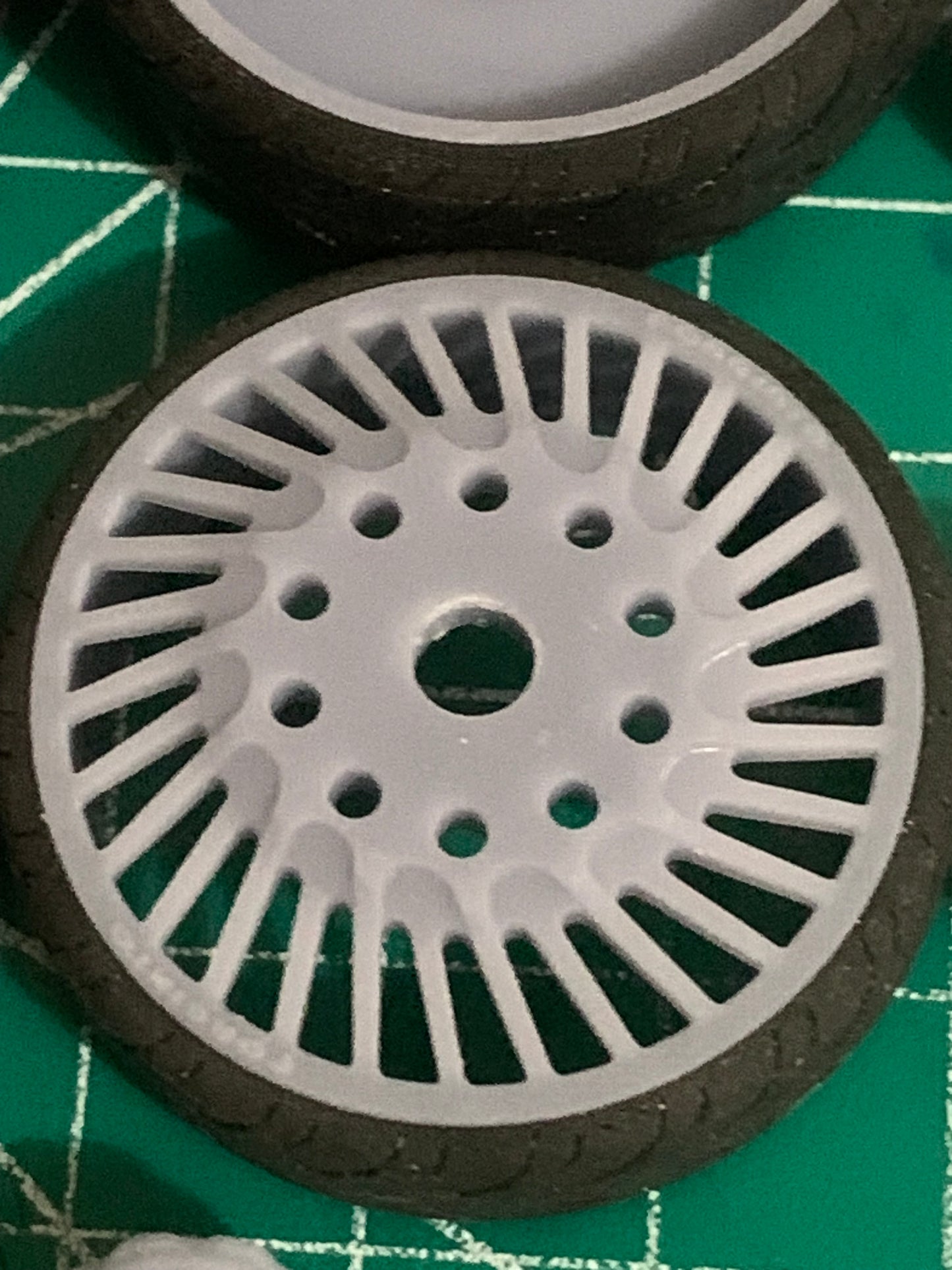 1/25 Scale - FORGI VENTOSO in 26"-32" (Multi-Piece) Dually Truck Rims
