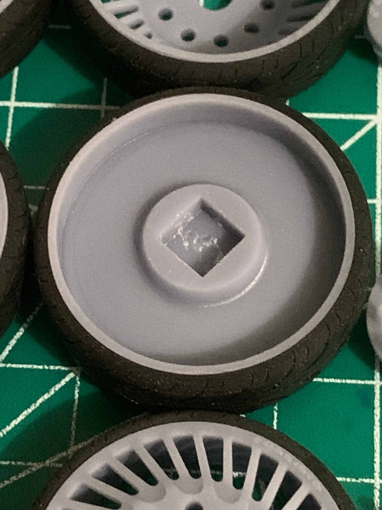 1/25 Scale - FORGI VENTOSO in 26"-32" (Multi-Piece) Dually Truck Rims
