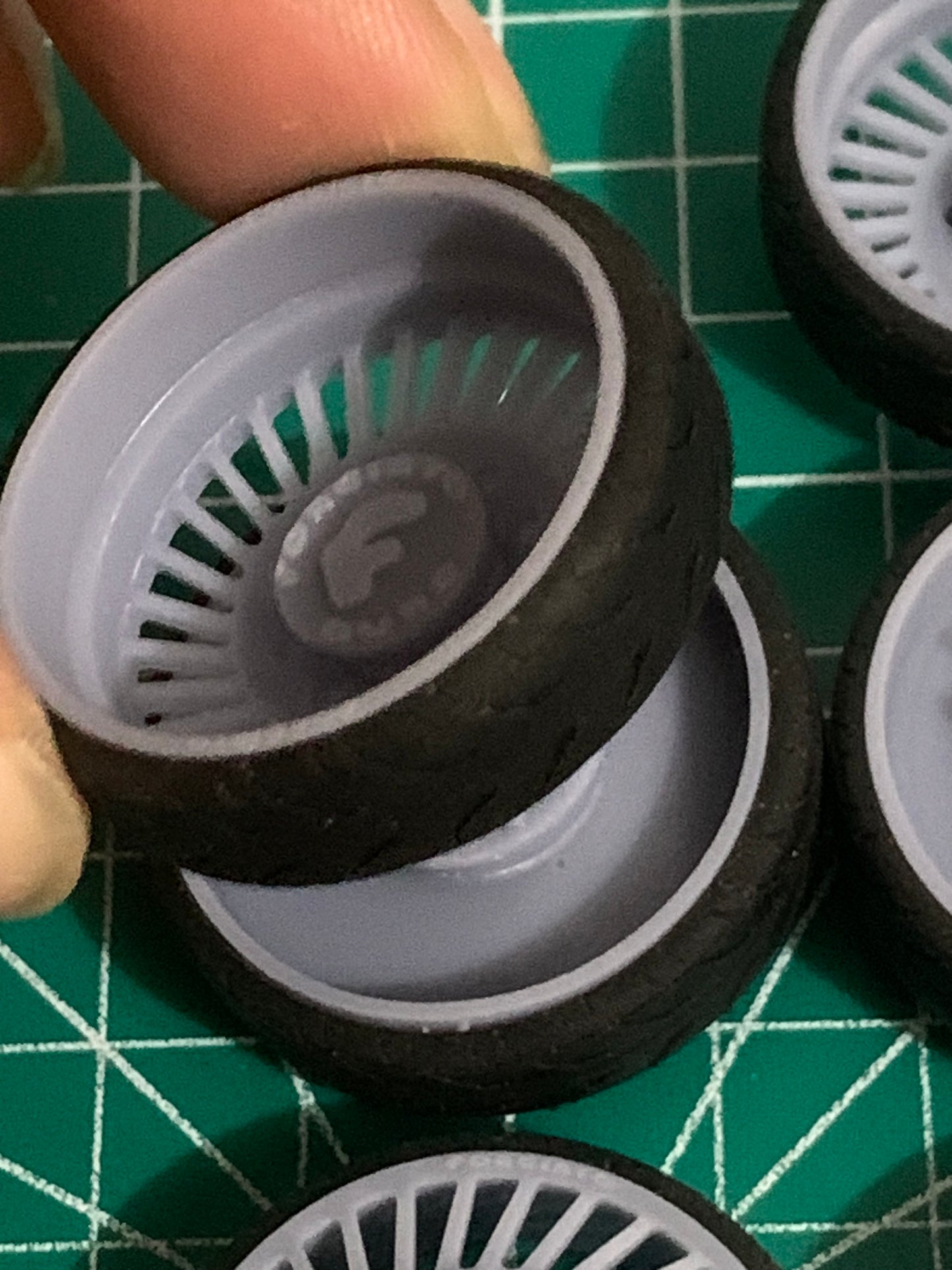 1/25 Scale - FORGI VENTOSO in 26"-32" (Multi-Piece) Dually Truck Rims