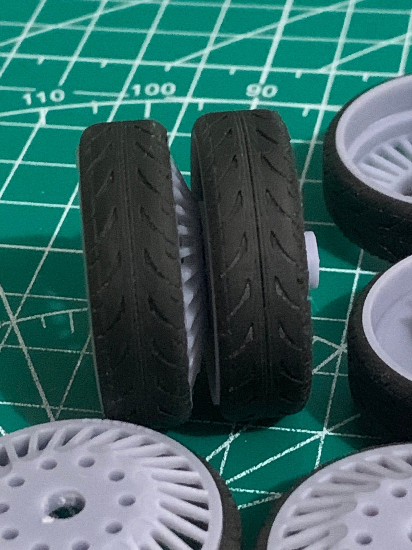 1/25 Scale - FORGI VENTOSO in 26"-32" (Multi-Piece) Dually Truck Rims