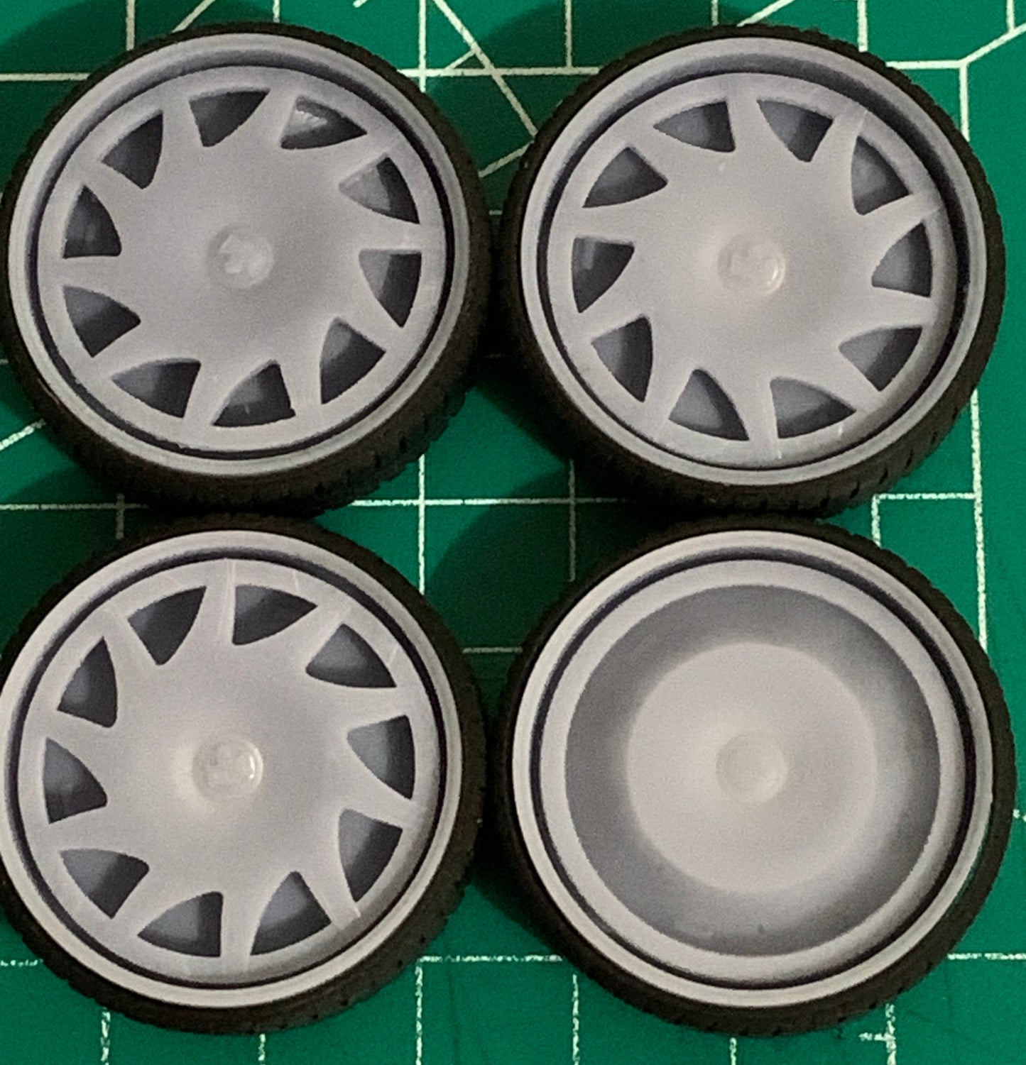 1/25 Scale - DUB MERCY SPINNER - in 28"-36" Donk, Big Rims, Box Chevy, G-Body, Trucks, SUV's