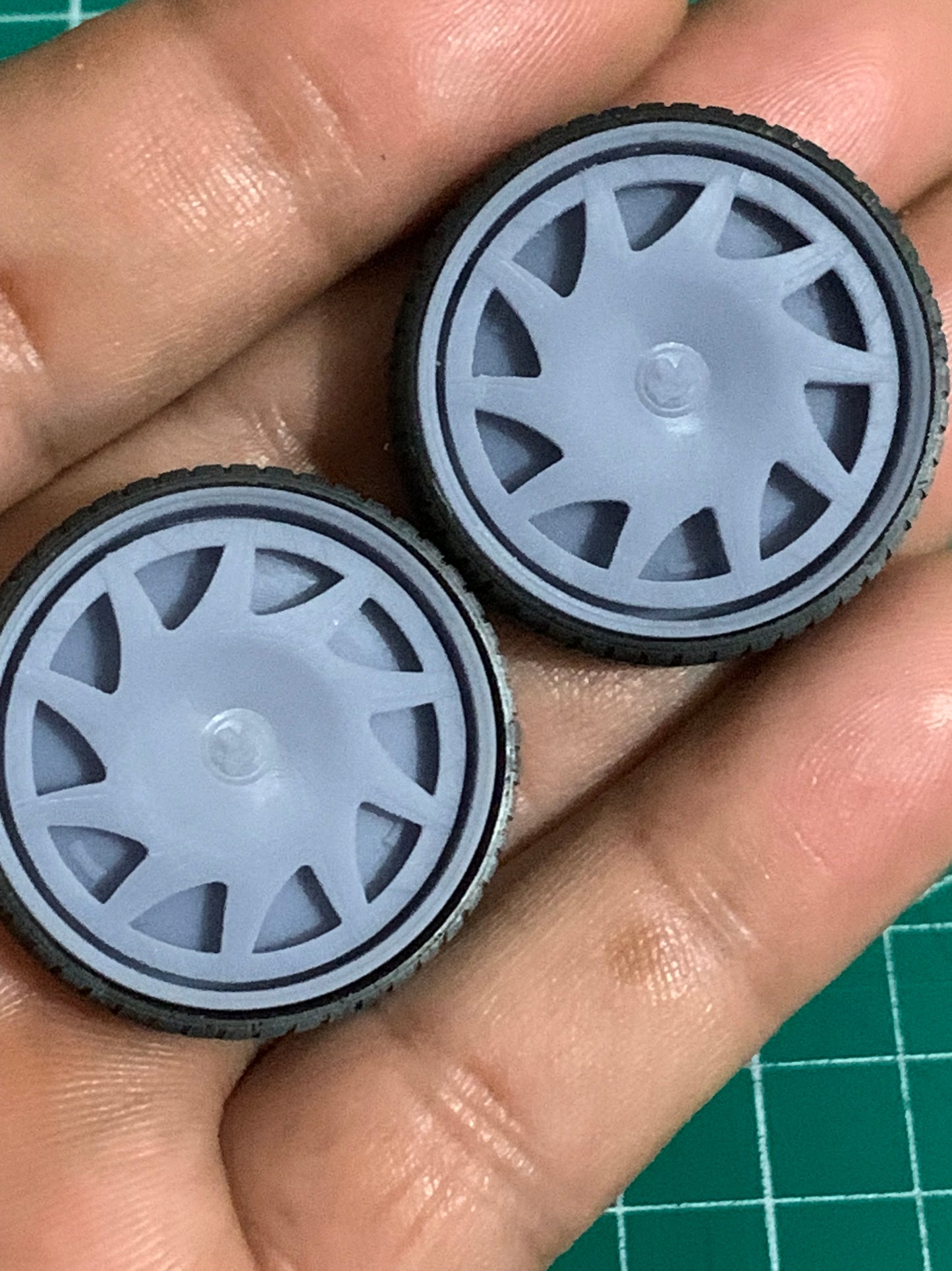 1/25 Scale - DUB MERCY SPINNER - in 28"-36" Donk, Big Rims, Box Chevy, G-Body, Trucks, SUV's