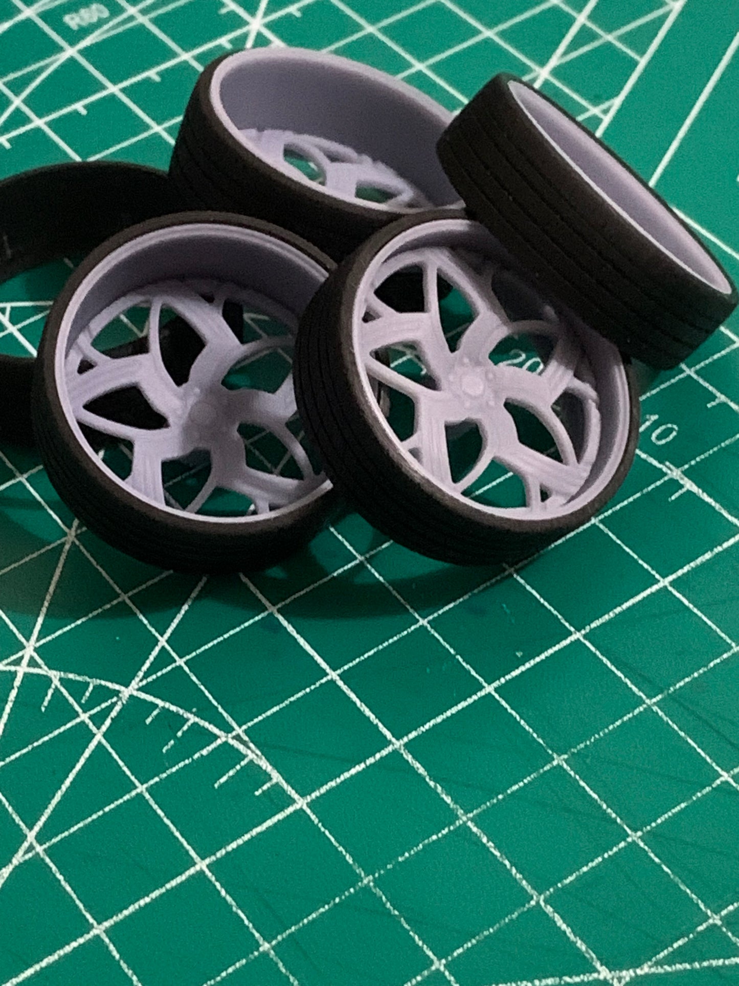1/25 Scale - AMAN! IMPERIO - in 26"-36" Donk, Big Rims, Old Schools, Traditionals, Trucks, SUV