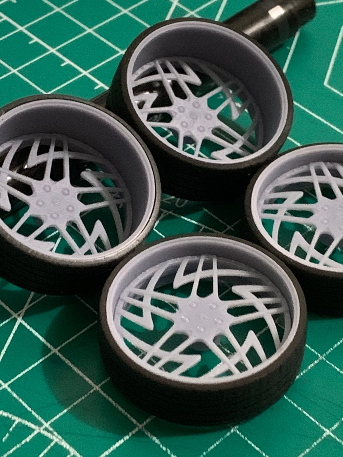 1/25 Scale - HB OMNI - in 26"-36" Donk, Big Rims, Box Chevy, G-Body