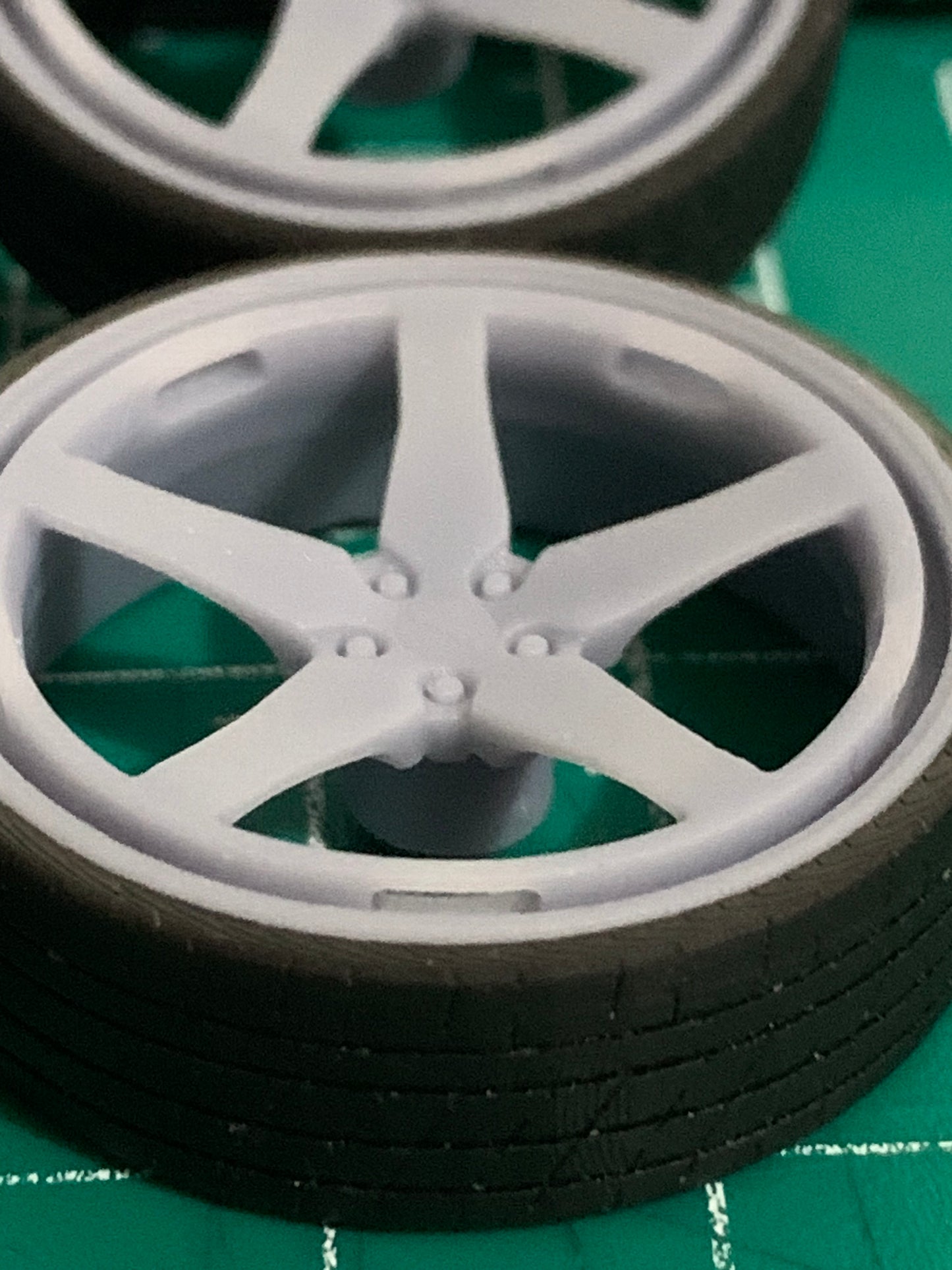 1/25 Scale - KLUTCH SLC3 - in 24"-36" Donk, Big Rims, Box Chevy, G-Body