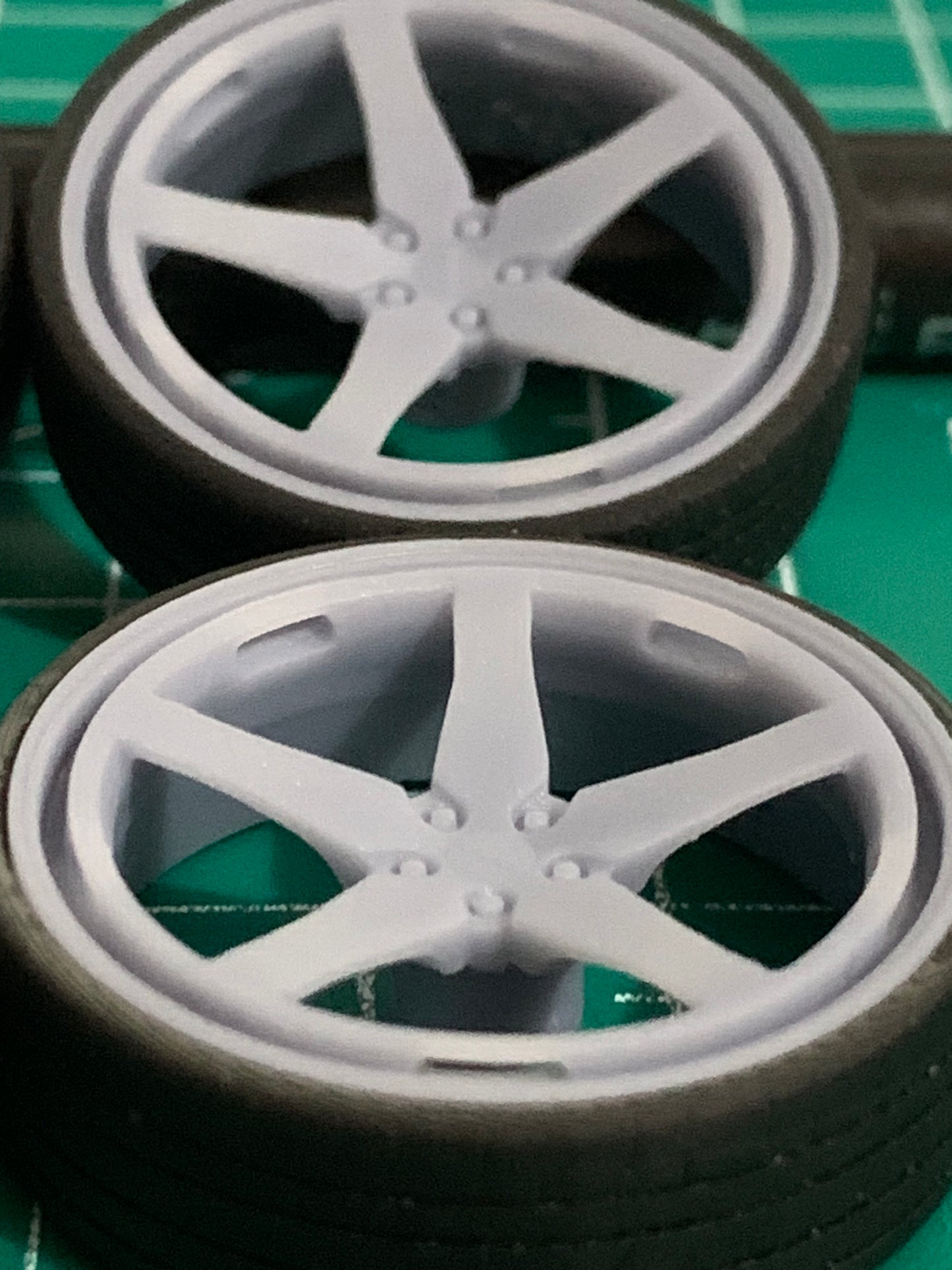 1/25 Scale - KLUTCH SLC3 - in 24"-36" Donk, Big Rims, Box Chevy, G-Body