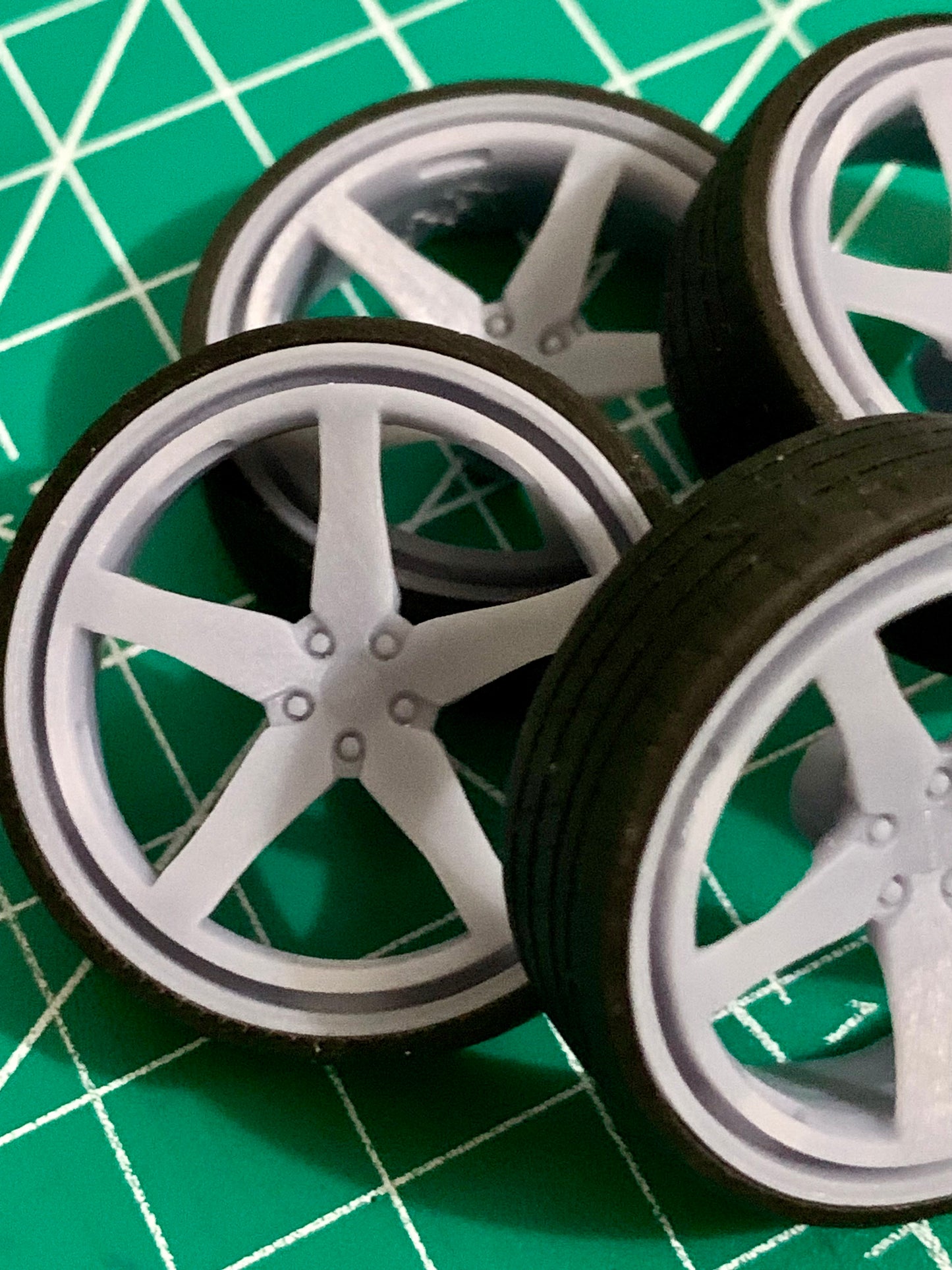 1/25 Scale - KLUTCH SLC3 - in 24"-36" Donk, Big Rims, Box Chevy, G-Body