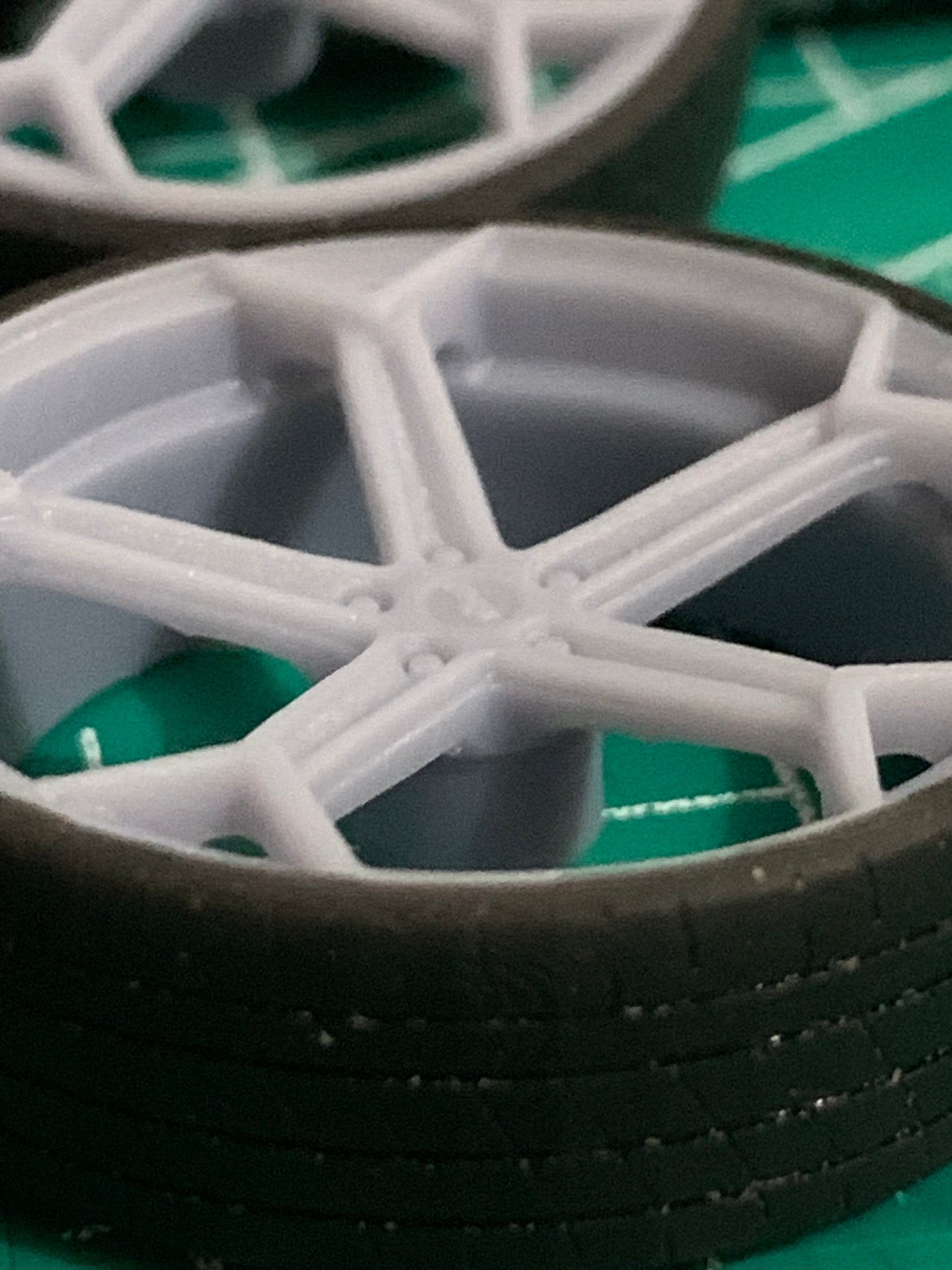 1/25 Scale - NICHE ARROW - in 24"-36" Donk, Big Rims, Box Chevy, G-Body