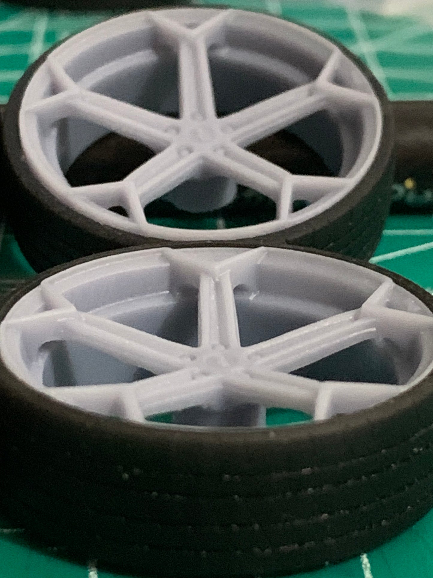 1/25 Scale - NICHE ARROW - in 24"-36" Donk, Big Rims, Box Chevy, G-Body