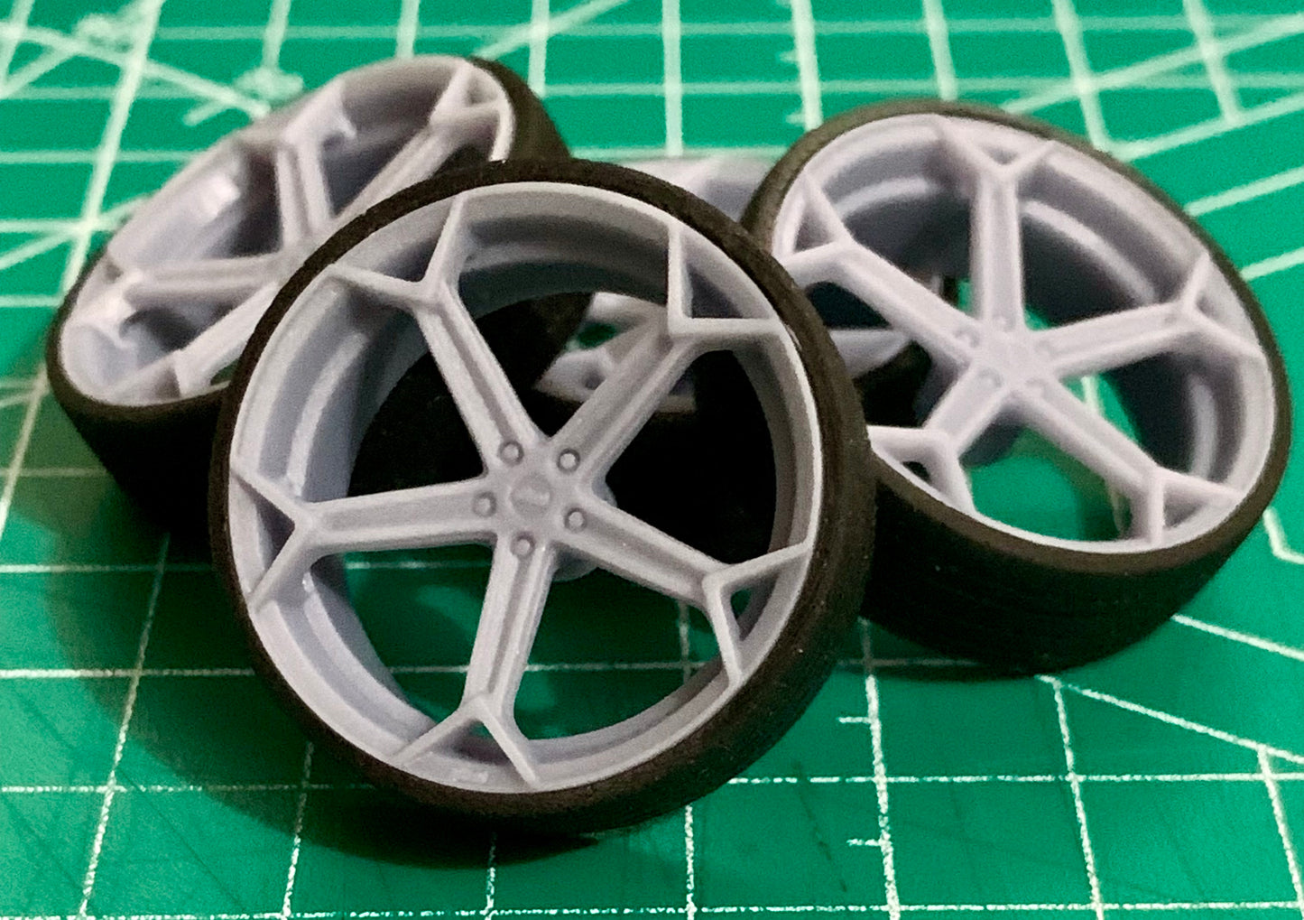 1/25 Scale - NICHE ARROW - in 24"-36" Donk, Big Rims, Box Chevy, G-Body