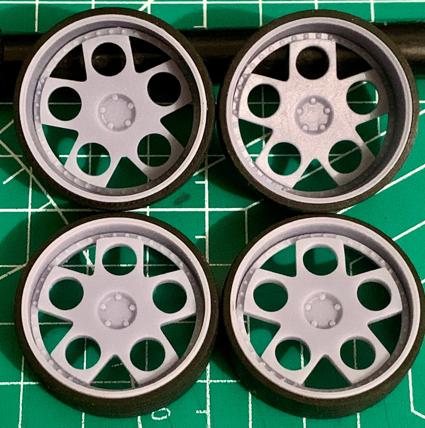 1/25 Scale - HRE 454V2 Vintage Series - in 24"-36" Donk, Big Rims, Box Chevy, G-Body