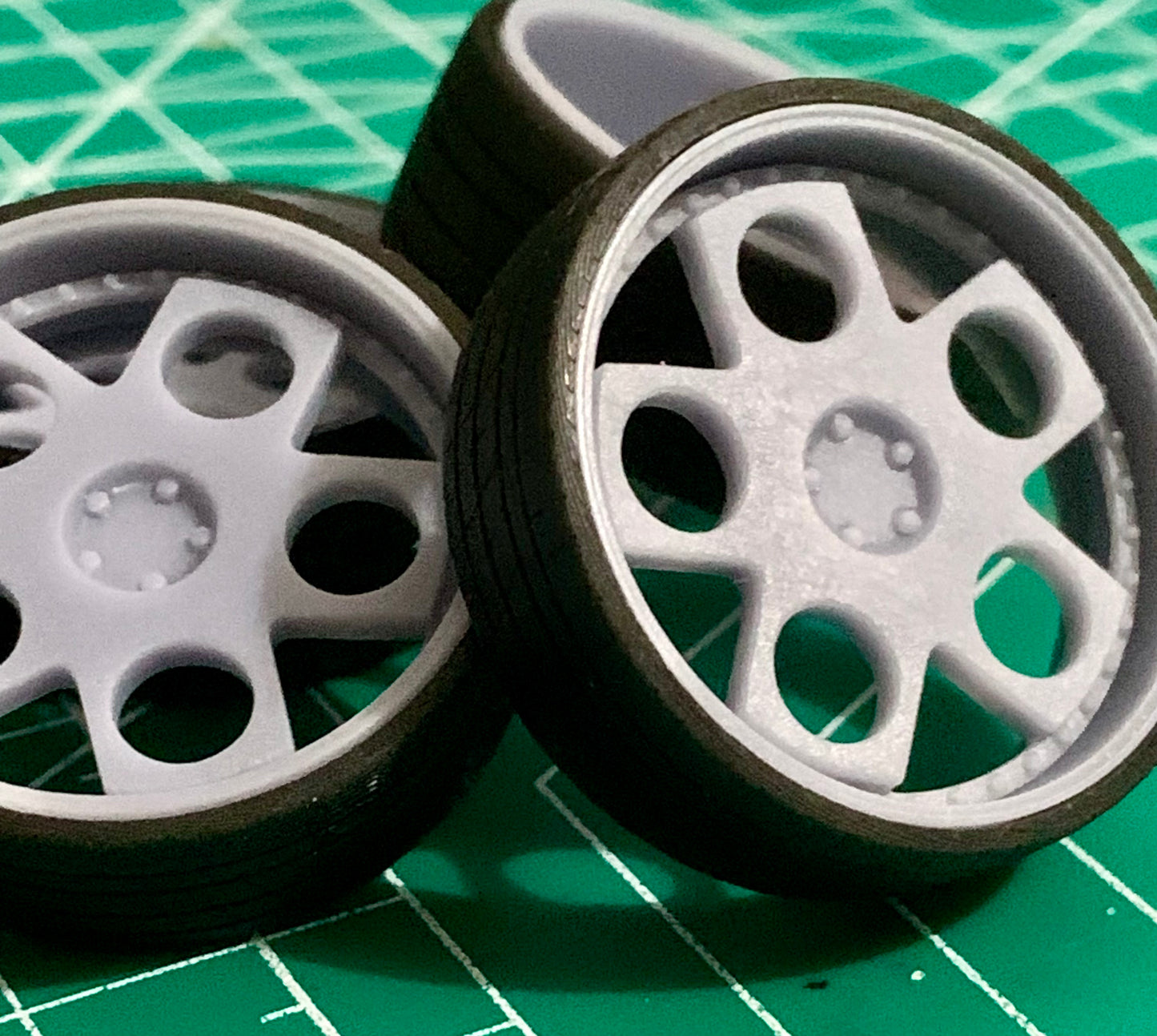 1/25 Scale - HRE 454V2 Vintage Series - in 24"-36" Donk, Big Rims, Box Chevy, G-Body