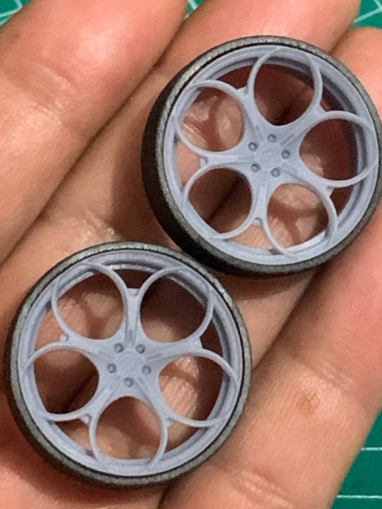 1/25 Scale - 6SIXTY CHAKRAM - in 24"-36" Donk, Big Rims, Box Chevy, G-Body