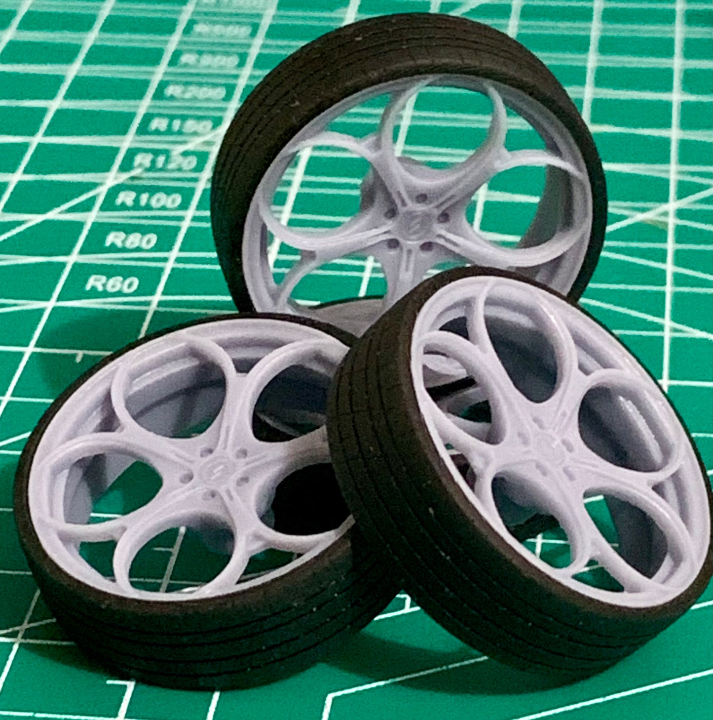 1/25 Scale - 6SIXTY CHAKRAM - in 24"-36" Donk, Big Rims, Box Chevy, G-Body