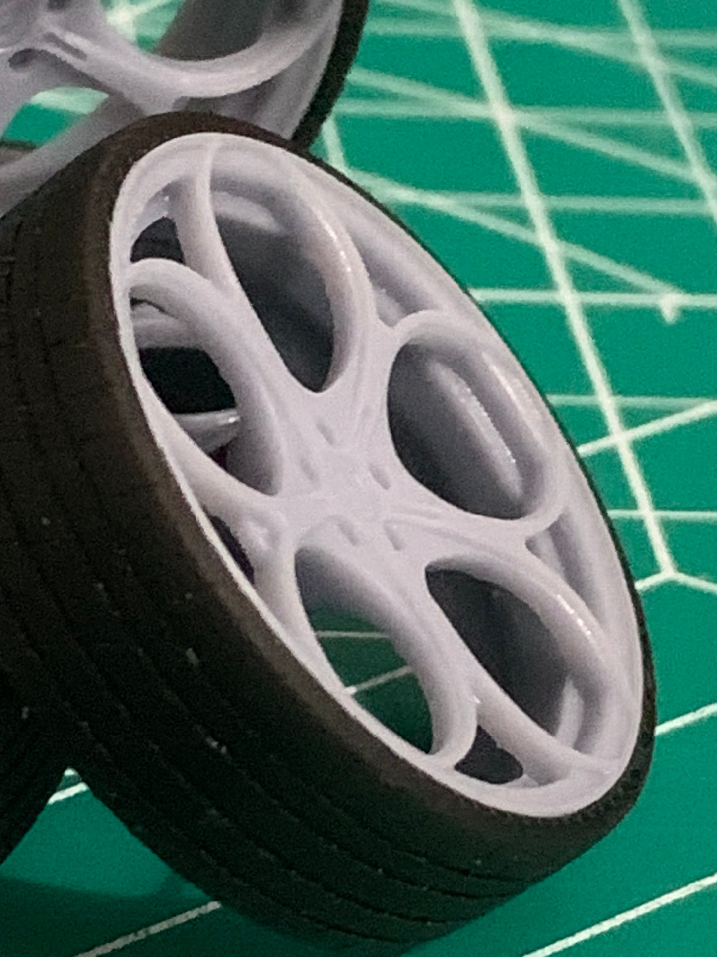 1/25 Scale - 6SIXTY CHAKRAM - in 24"-36" Donk, Big Rims, Box Chevy, G-Body