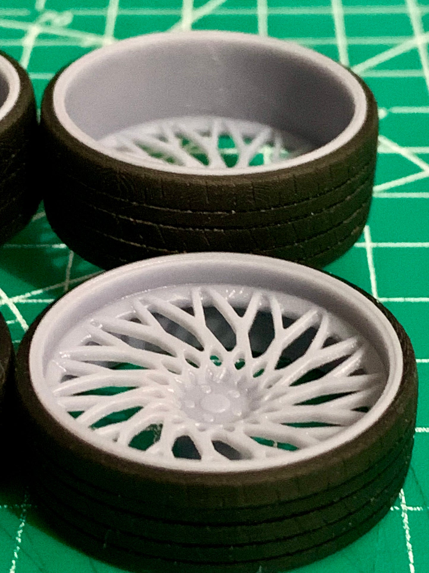 1/25 Scale - PUR RS09 in 24"-36" Donk, Big Rims, Box Chevy, G-Body