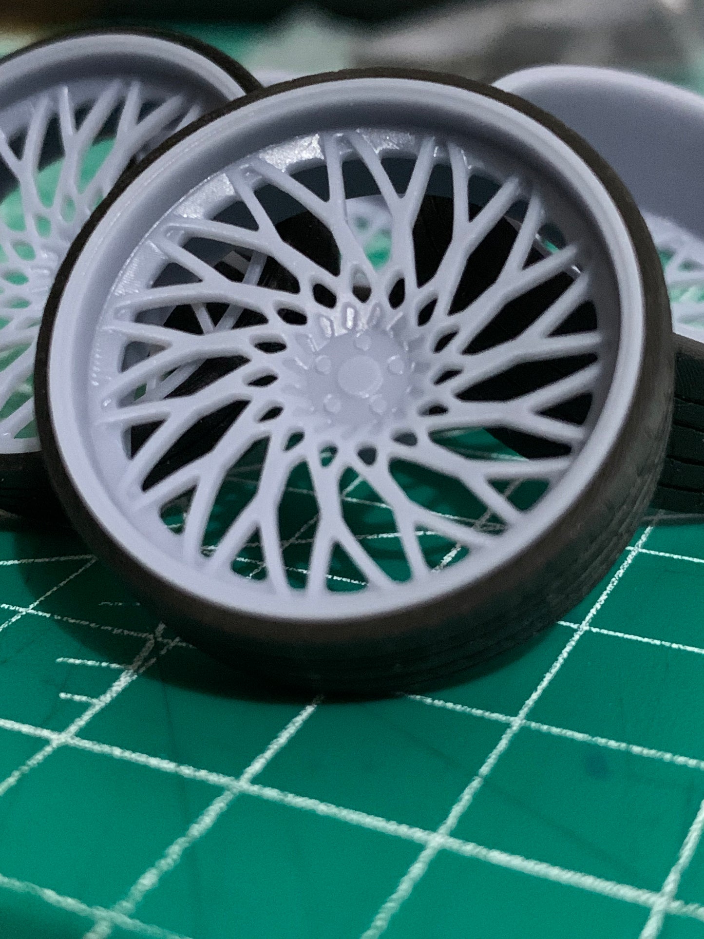 1/25 Scale - PUR RS09 in 24"-36" Donk, Big Rims, Box Chevy, G-Body