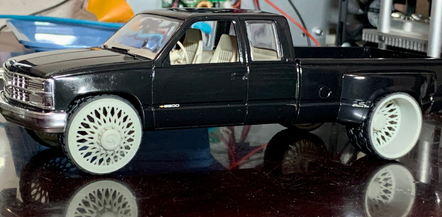 1/25 Scale - FORGIATO TESSUTO - 32" Dually Truck Rims