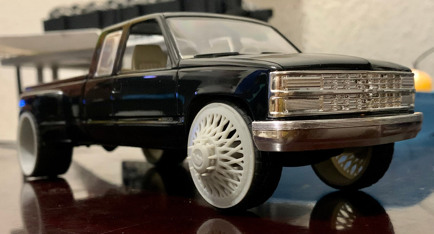 1/25 Scale - FORGIATO TESSUTO - 32" Dually Truck Rims