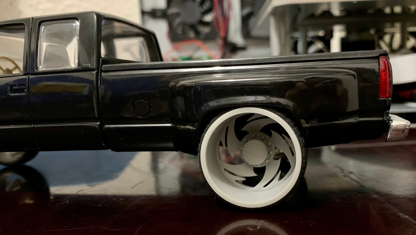 1/25 Scale - TMP D066d Rucci Ganja in 32" - Dually Truck Rims