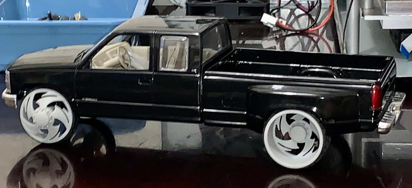 1/25 Scale - TMP D066d Rucci Ganja in 32" - Dually Truck Rims