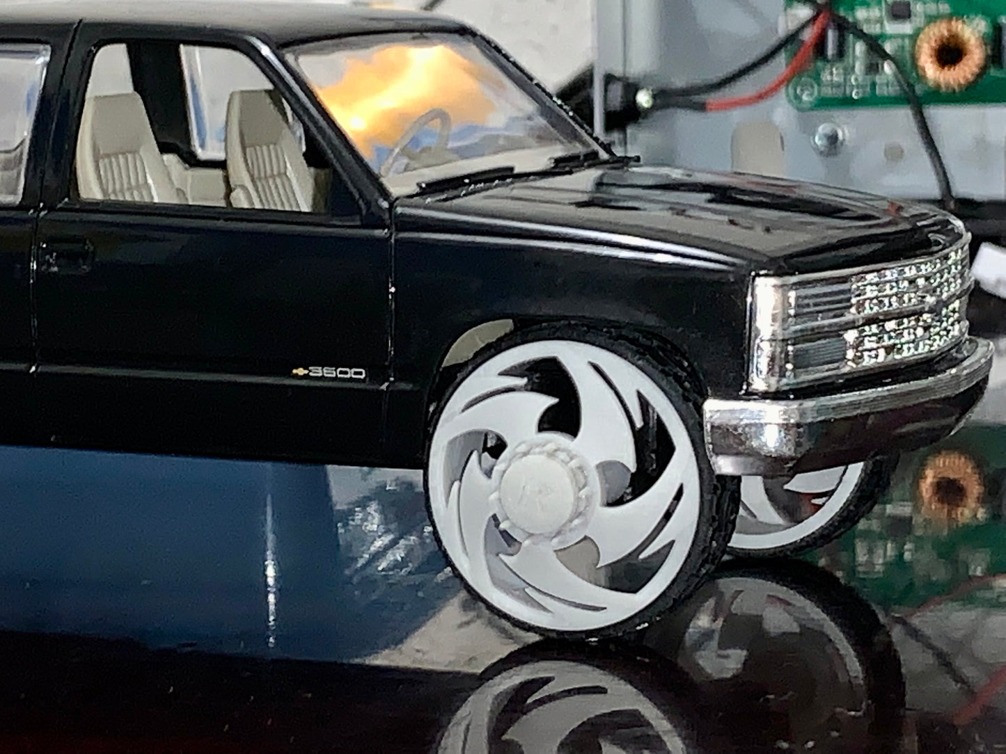 1/25 Scale - TMP D066d Rucci Ganja in 32" - Dually Truck Rims