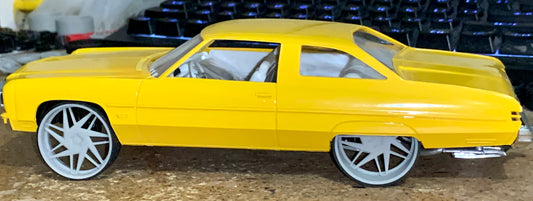 1/25 Scale - TMP D027 in 26"-36" Donk, Box, Big Rims, Trucks