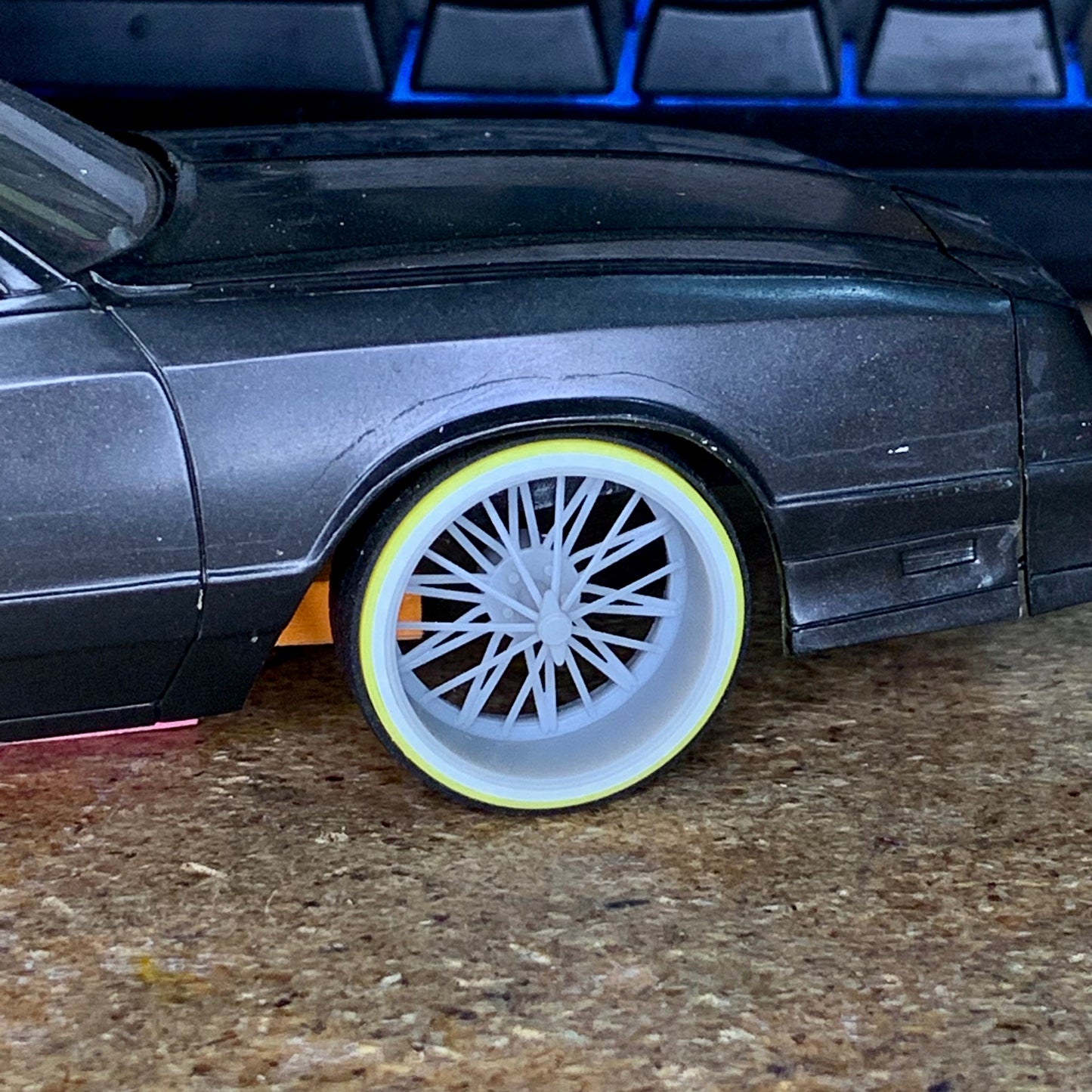 1/25 Scale - TMP RWD POKES in 22" Slab, Elbows, Swanga, Vogue