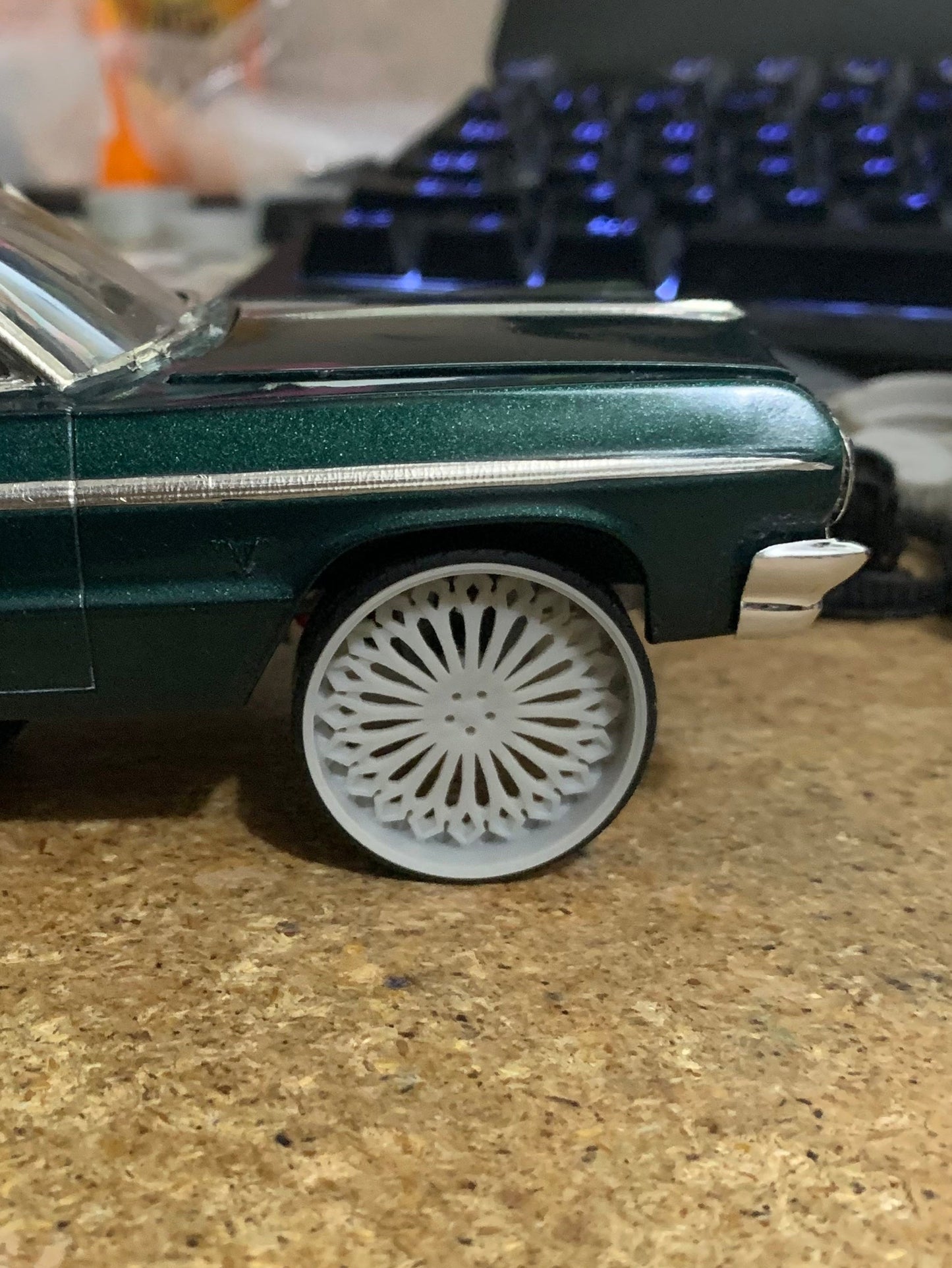 1/25 Scale - TMP D106 in 26"-30" Donk, Box Chevy, Big Rims, Trucks, SUV