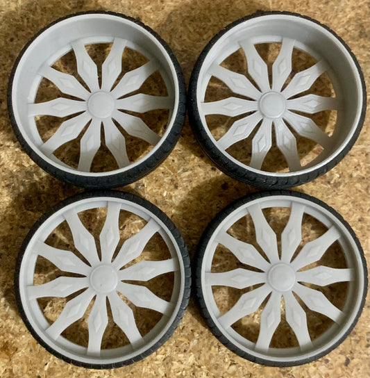 1/25 Scale - DUB FAMOUS BC (non-spinner) in 26"-30" Donk, Big Rims, Box Chevy, G-Body
