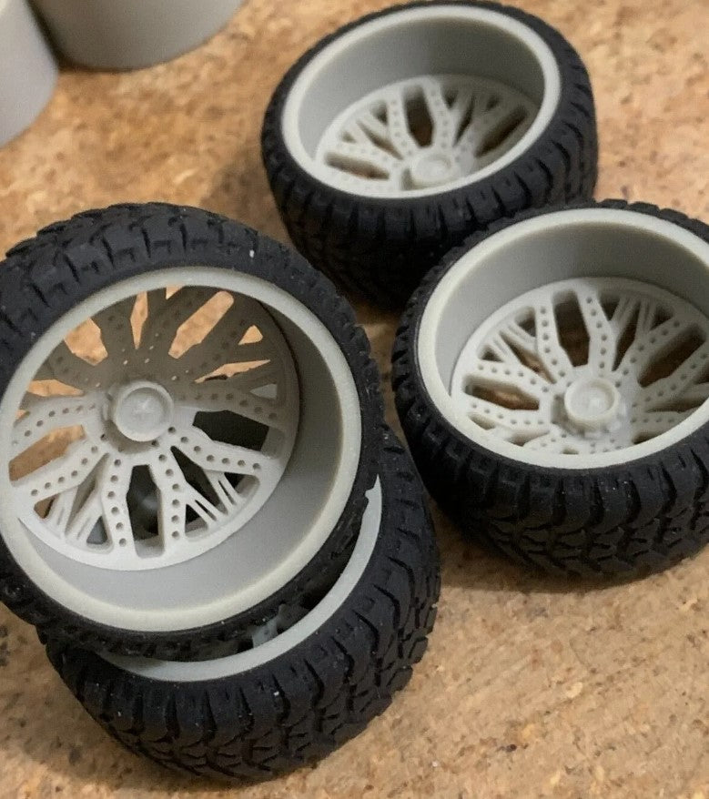 1/25 Scale - TMP D042 American Force Custom in 30" x 16" - with Low Pro Offroad Tires