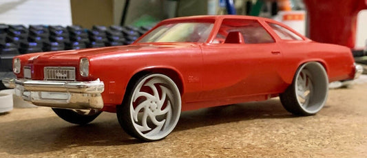 1/25 Scale - TMP D095 AMAN! CARITO in 26"-36" Donk, Big Rims, Box Chevy, G-Body